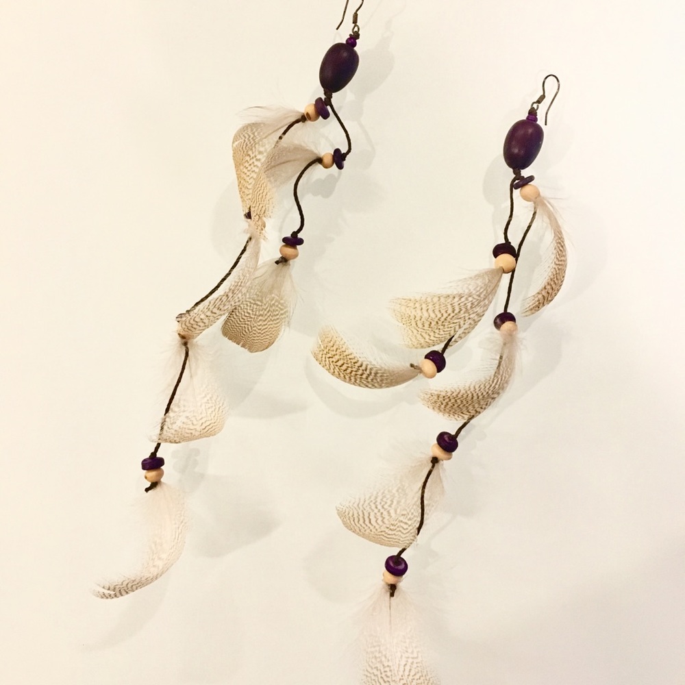 Boho Handmade gorgeous feather dangling earring ❤️